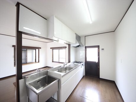 富山市上冨居2丁目　中古住宅