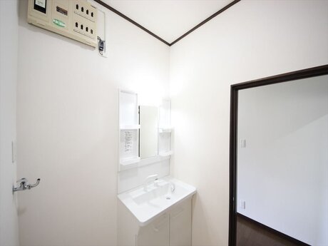 富山市上冨居2丁目　中古住宅