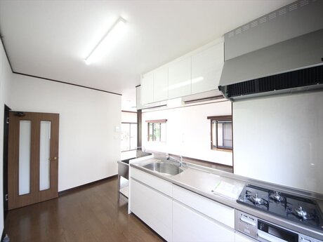 富山市上冨居2丁目　中古住宅