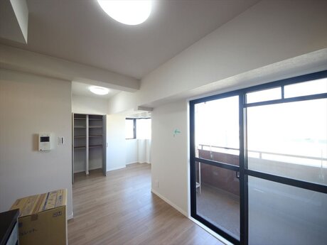 富山市城川原3丁目　中古マンション