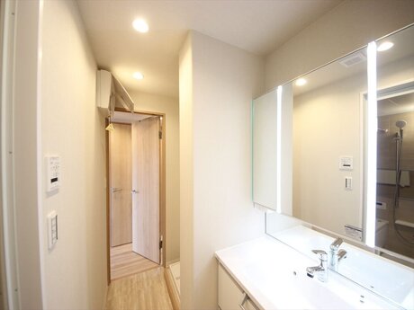 富山市窪本町　中古マンション