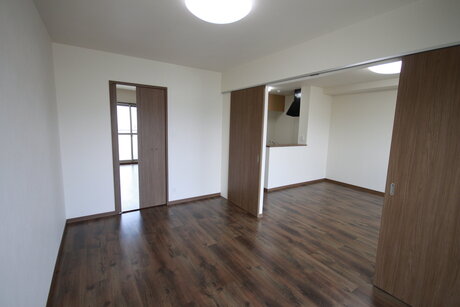 富山市秋吉　ボヌール