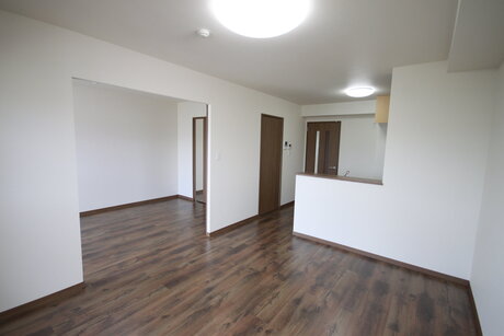 富山市秋吉　ボヌール