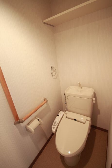 富山市秋吉　ボヌール