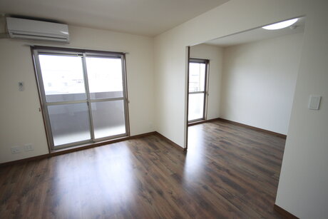 富山市秋吉　ボヌール