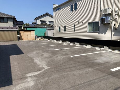 富山市西長江2丁目パーキング