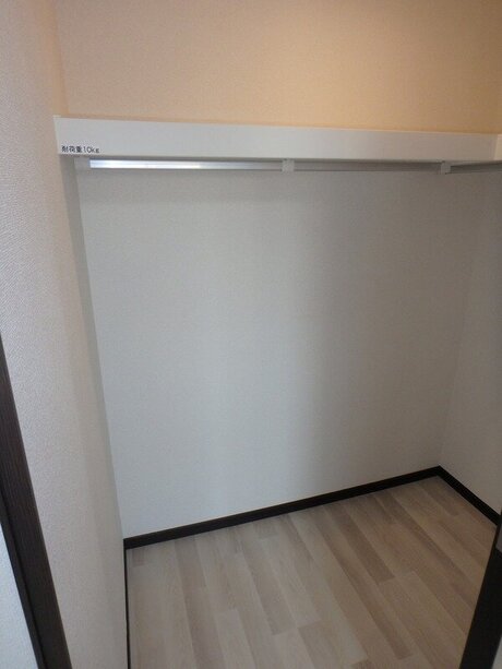 富山市山室　SIRIUS