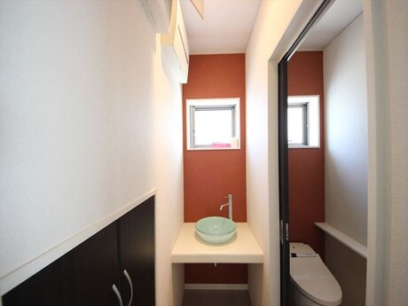 富山市石坂　貸家