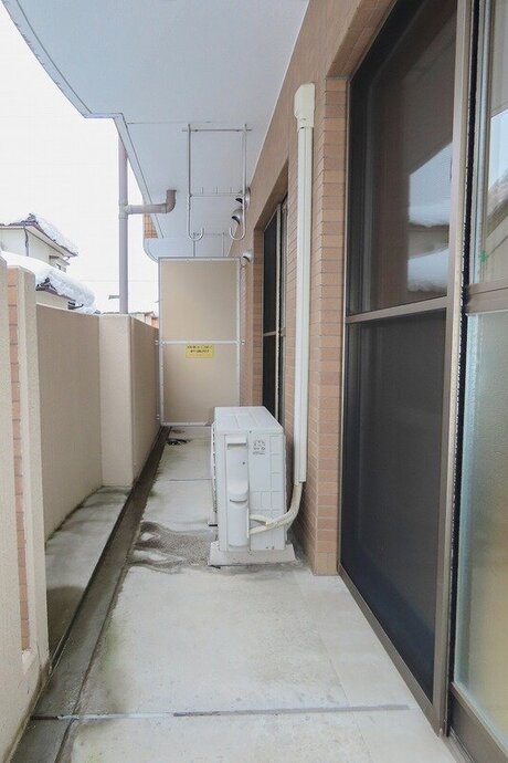 富山市本郷町5区　プランドール