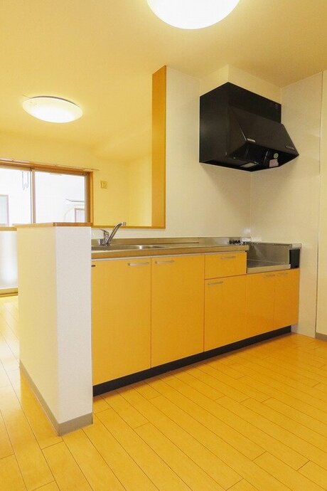 富山市本郷町5区　プランドール