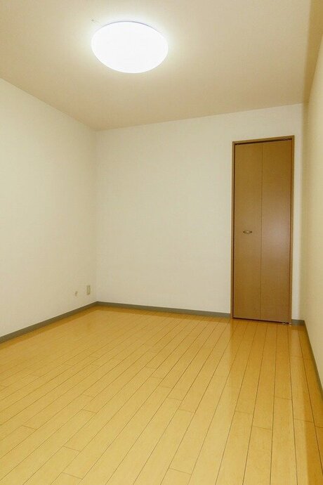 富山市本郷町5区　プランドール